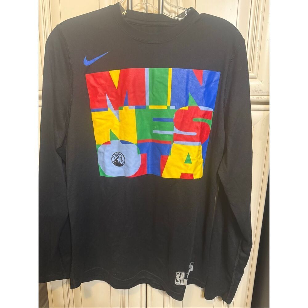 Nike Men's Dri Fit NBA Minnesota Timberwolves Long Sleeve T-Shirt Black Small